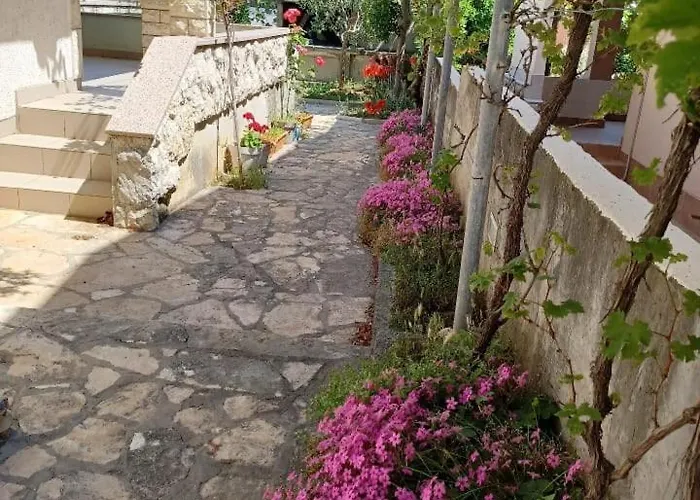 Sava Apartament Povljana